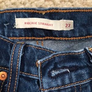 Levi’s ribcage straight leg jeans